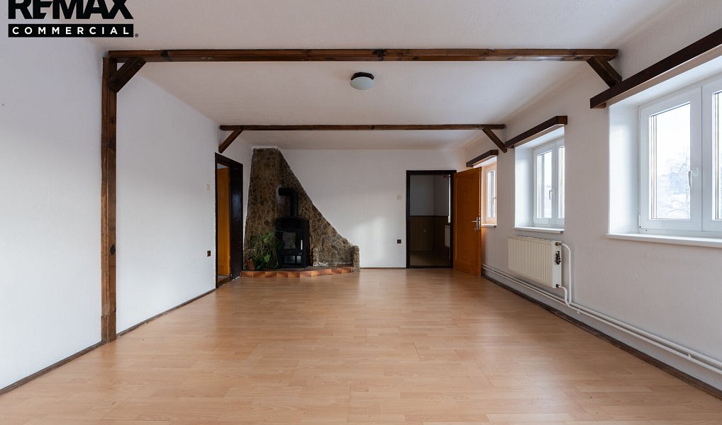 Prodej výrobních prostor 1 337 m², Nová Ves v Horách – náhled fotky 24