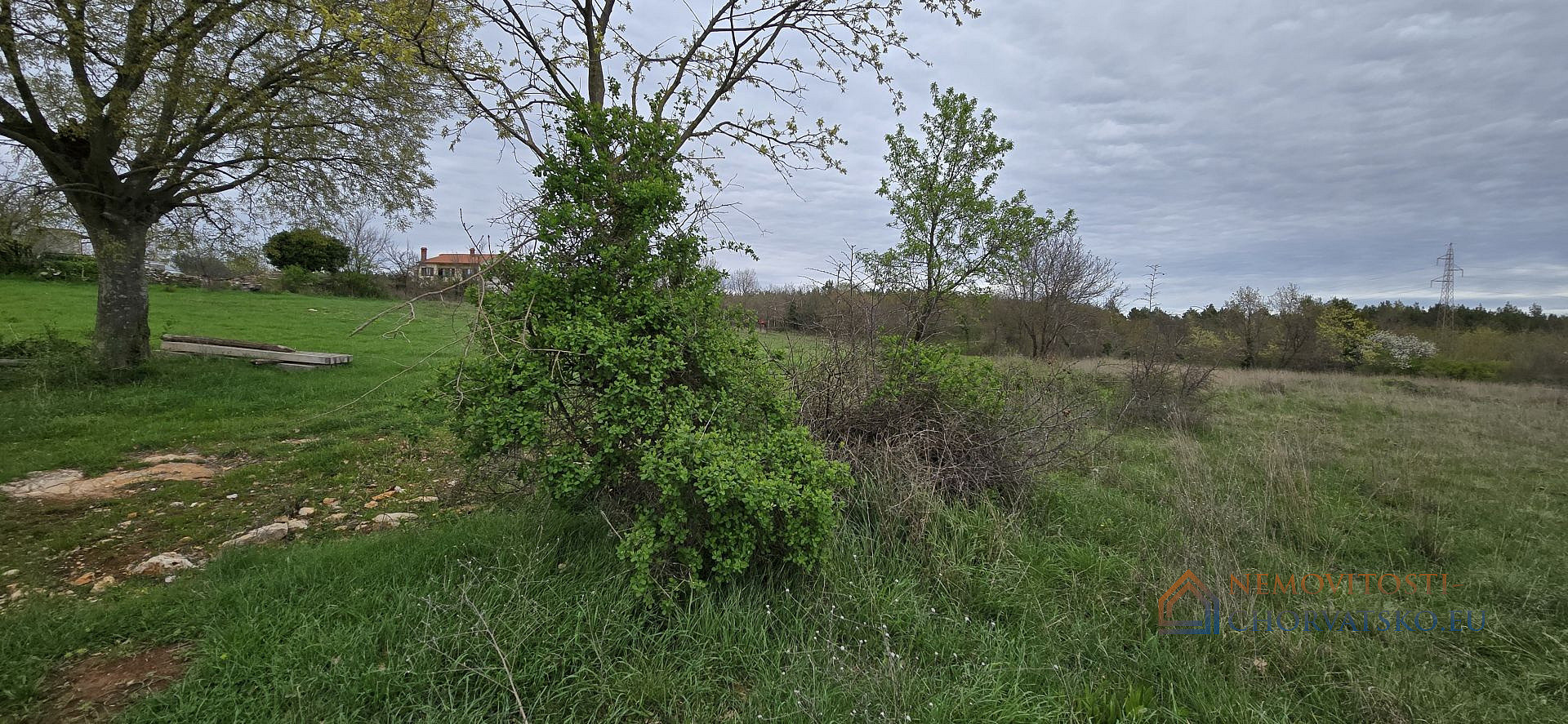 Prodej stavebního pozemku 482 m² - Vista 6