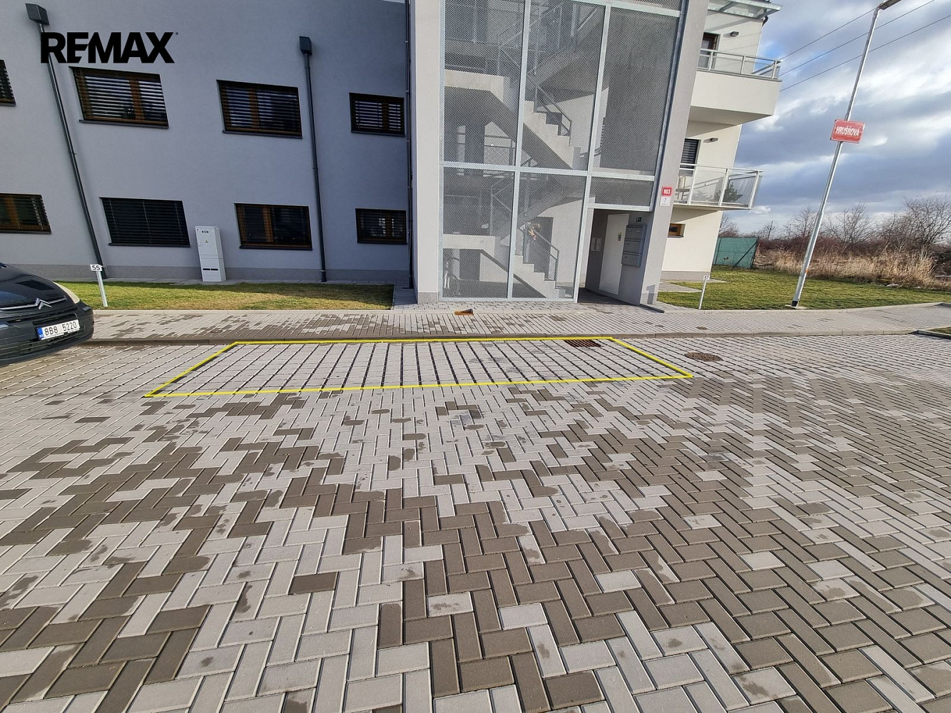 Prodej parkovacího stání – fotografie 2