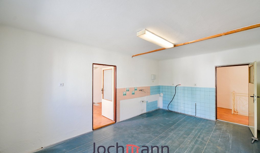 Prodej domu 310 m² s pozemkem 377 m², Benešov nad Černou – náhled fotky 16