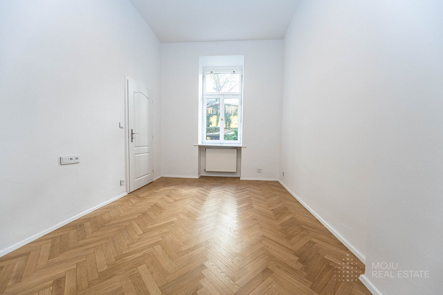 Pronájem bytu 2+kk 43 m² – pohled 3