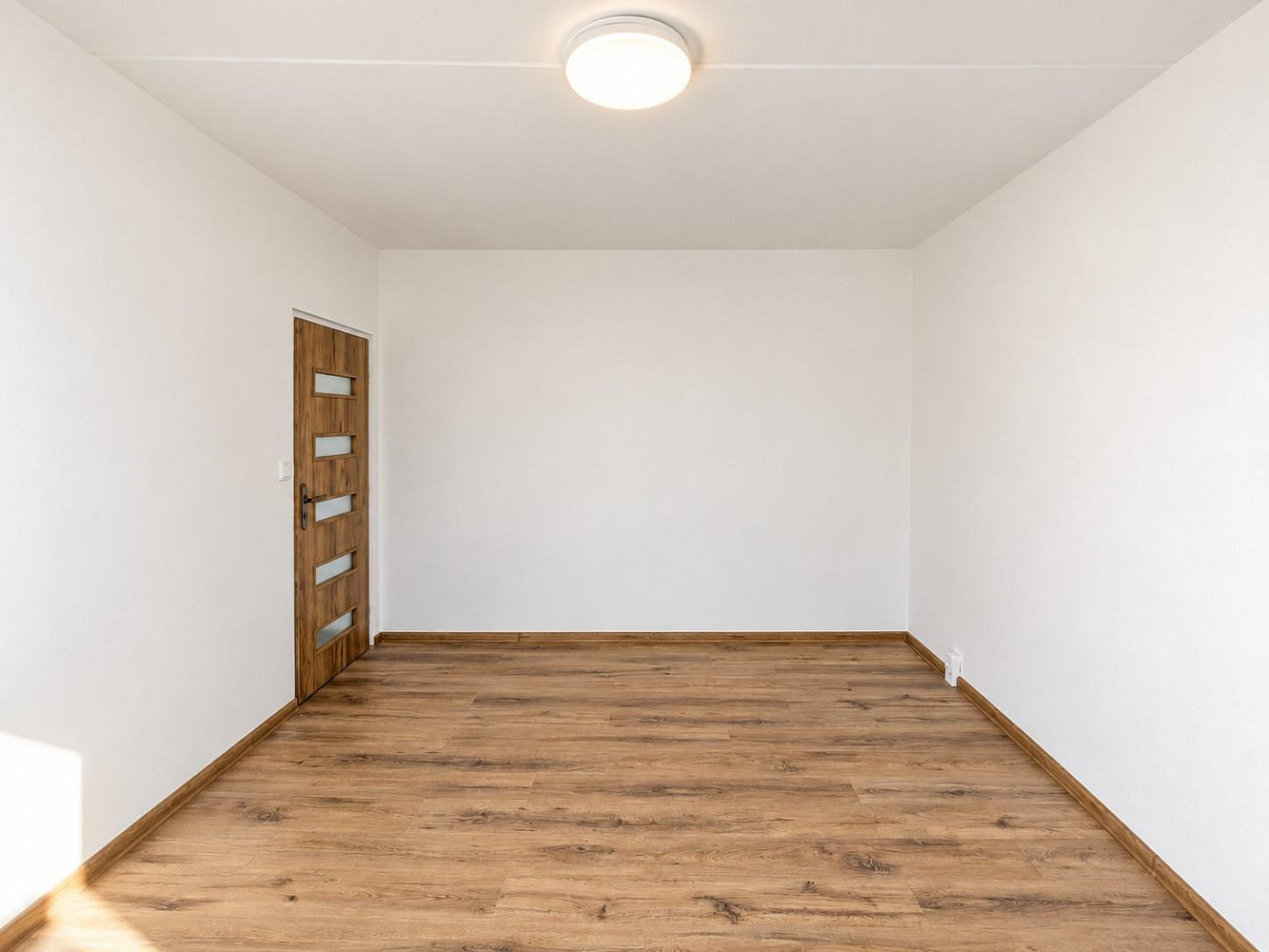 Pronájem bytu 2+1 53 m² – fotografie 4
