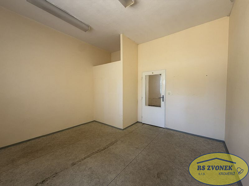 Pronájem kanceláře 14 m² – pohled 2