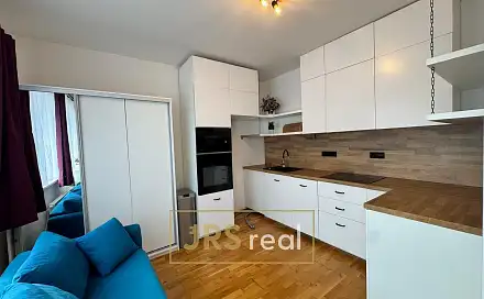 Pronájem bytu 1+kk 33 m²