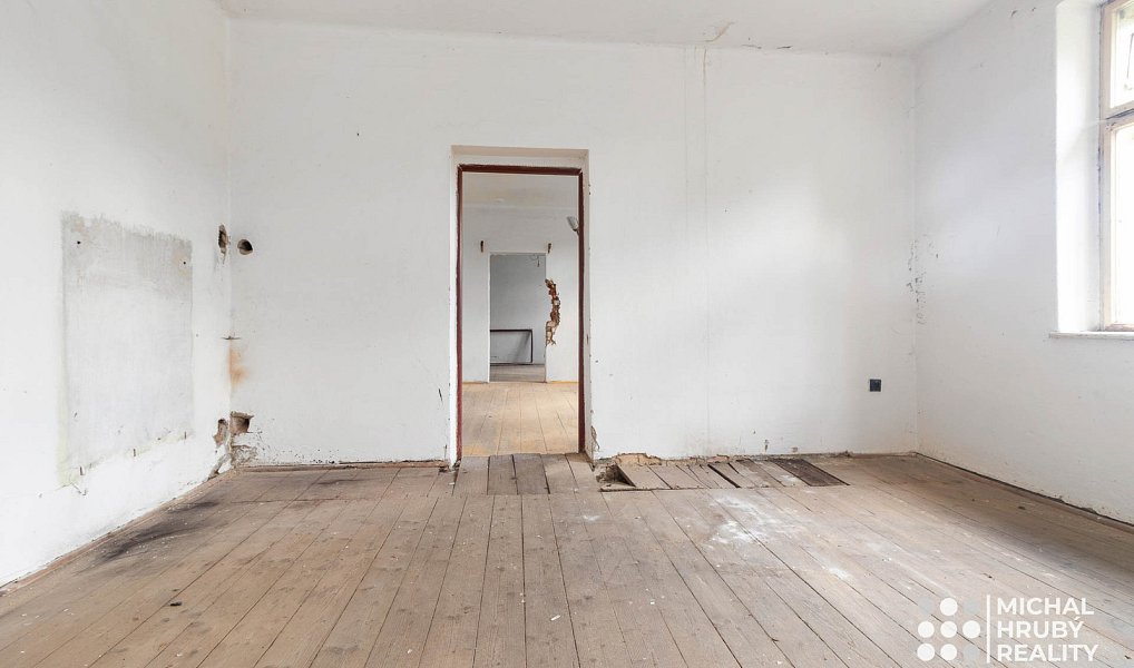 Prodej domu 192 m² s pozemkem 1 472 m², Bělotín – náhled fotky 12