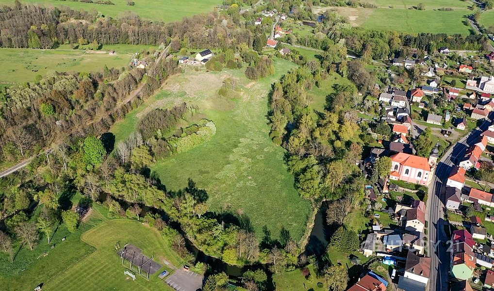 Prodej pozemku 59 956 m², Stružnice – náhled fotky 8