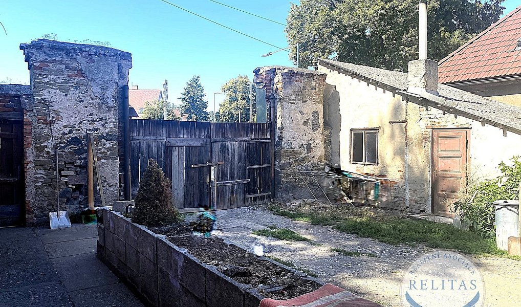 Prodej domu 124 m² s pozemkem 1 873 m², Králův Dvůr – náhled fotky 16
