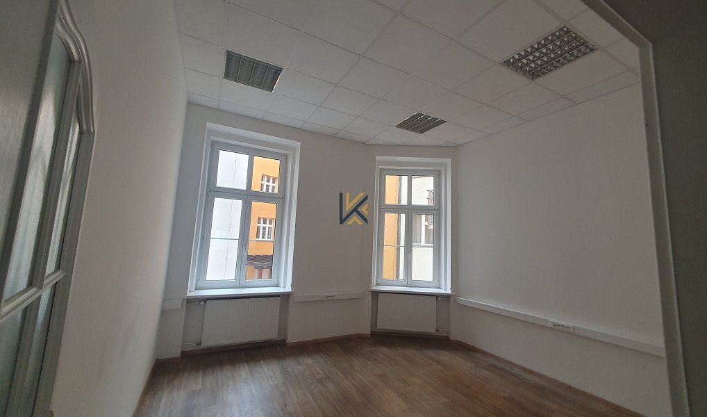 Pronájem kanceláře 131 m², Praha – náhled fotky 6