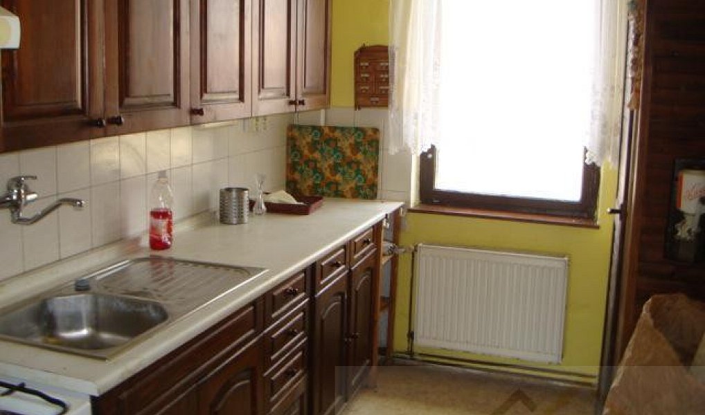 Prodej domu 400 m² s pozemkem 860 m², Kněževes – náhled fotky 21