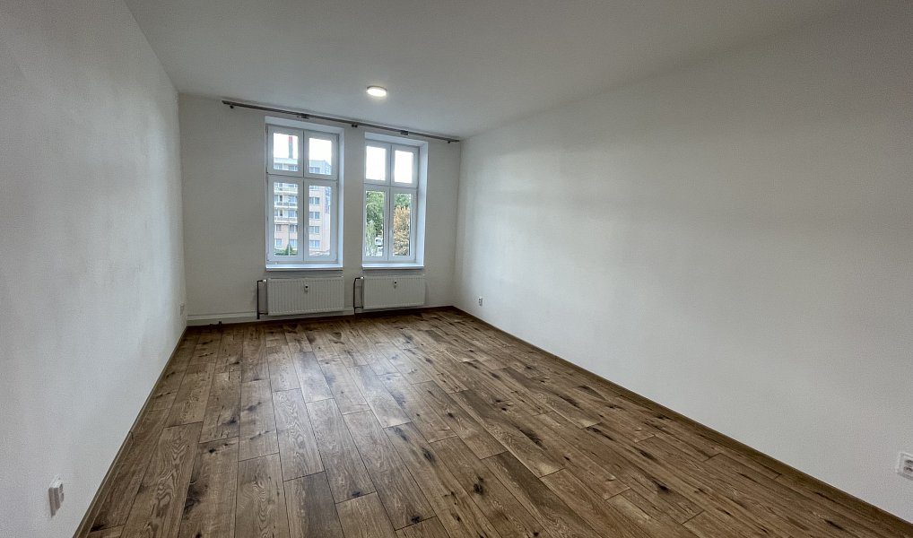 Pronájem bytu 2+1 67 m², Bruntál – náhled fotky 5