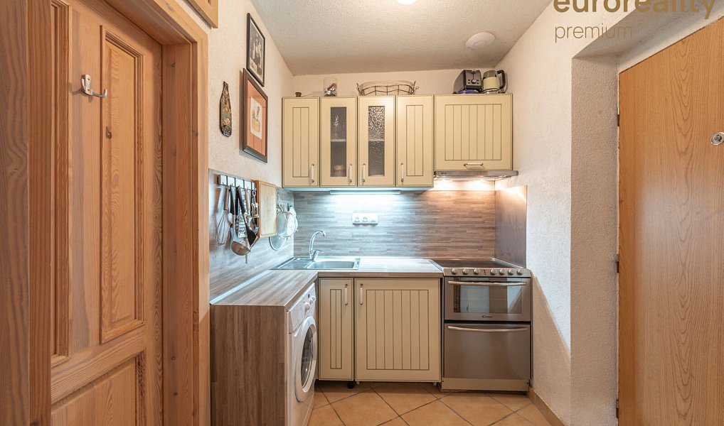 Prodej bytu 1+kk 25 m², Mariánské Lázně – náhled fotky 12