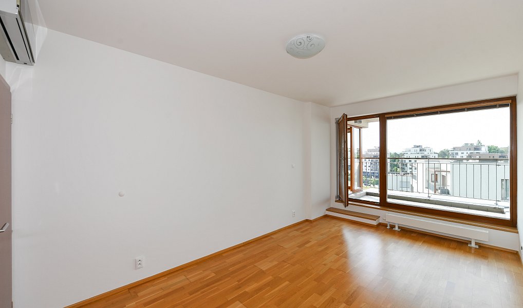 Prodej bytu 4+kk 135 m², Praha – náhled fotky 20