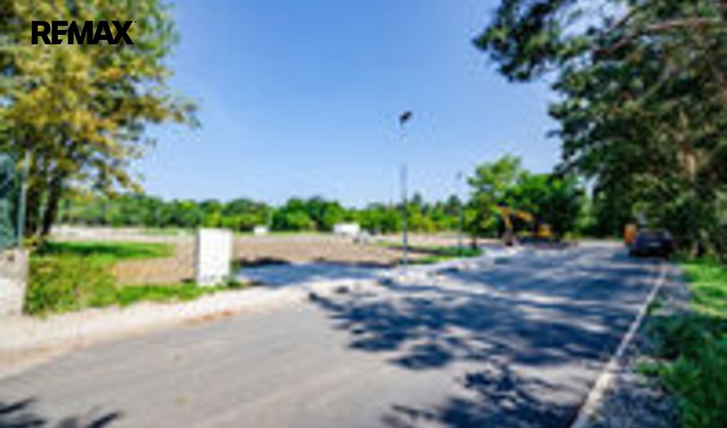 Prodej stavebního pozemku 1 063 m², Kolín – náhled fotky 8