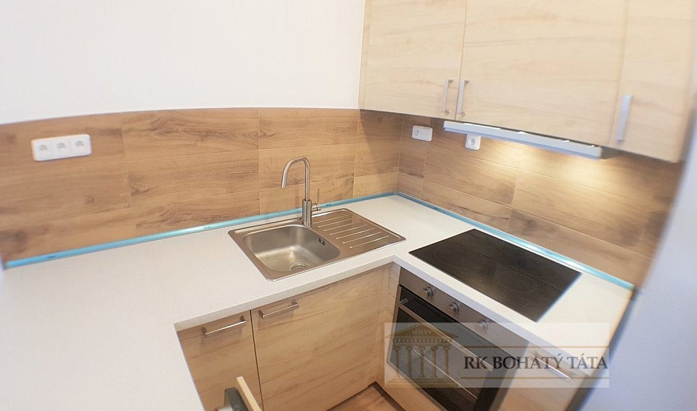 Pronájem bytu 2+kk 51 m², Praha – náhled fotky 4
