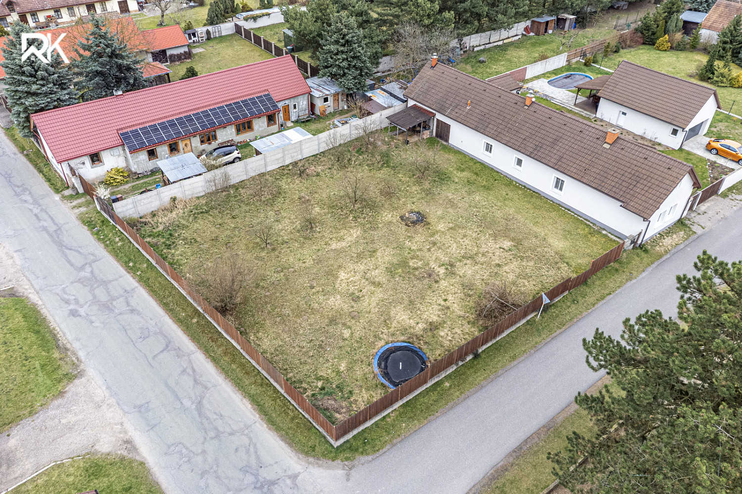 Prodej stavebního pozemku 778 m² – pohled 3