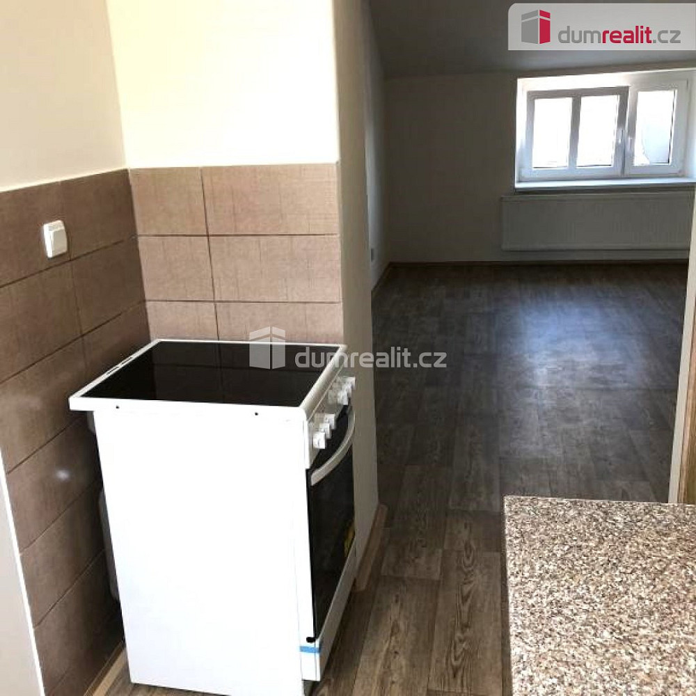 Pronájem bytu 2+1 56 m² — photo 3