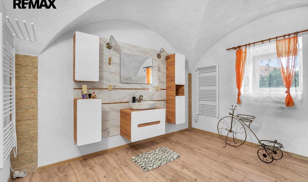 Prodej domu 237 m² s pozemkem 6 869 m², Šonov – náhled fotky 7