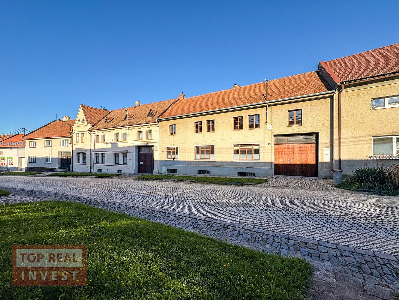 Prodej domu 295 m² s pozemkem 1 530 m²