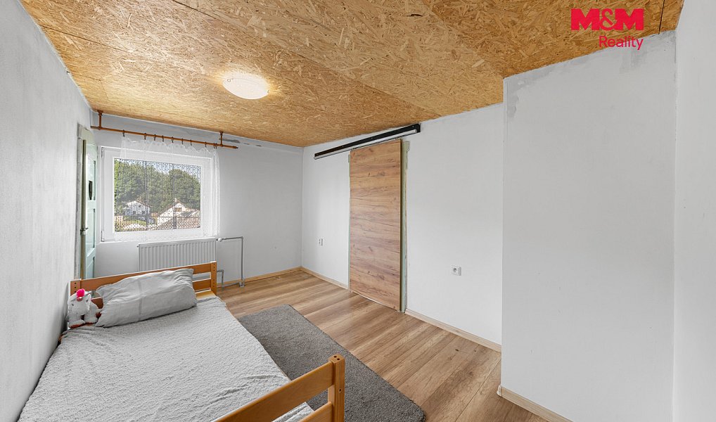 Prodej domu 240 m² s pozemkem 964 m², Krompach – náhled fotky 18