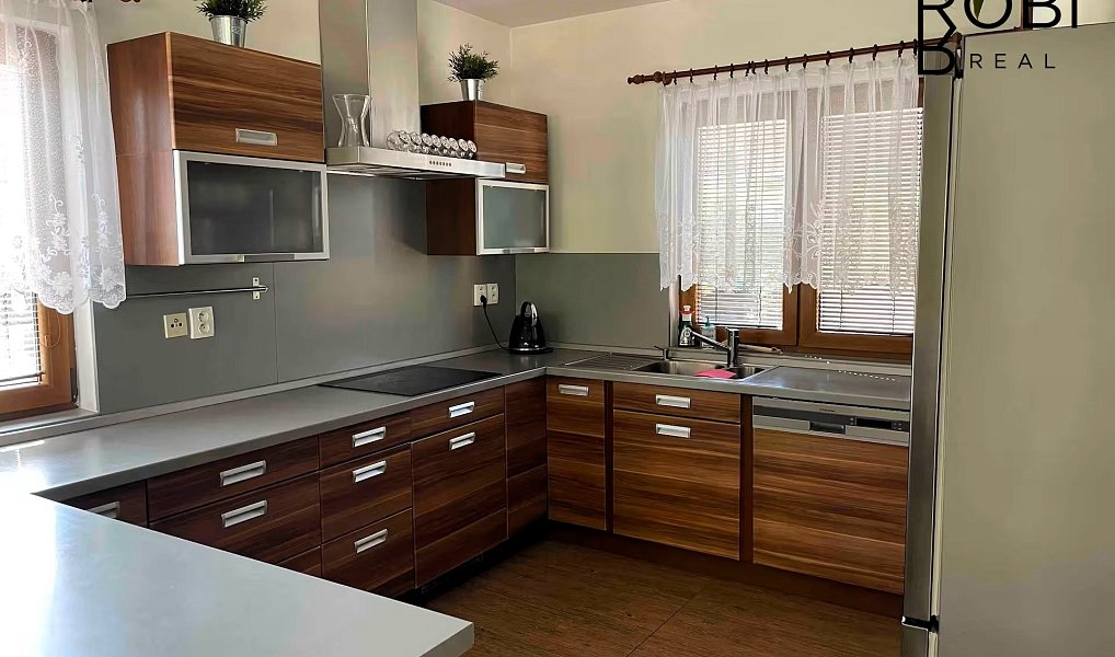 Prodej domu 191 m² s pozemkem 8 441 m², Petřvald – náhled fotky 15