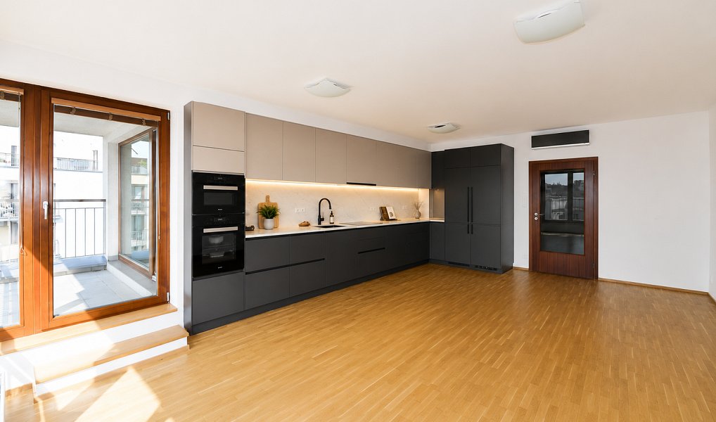 Prodej bytu 4+kk 135 m², Praha – náhled fotky 13