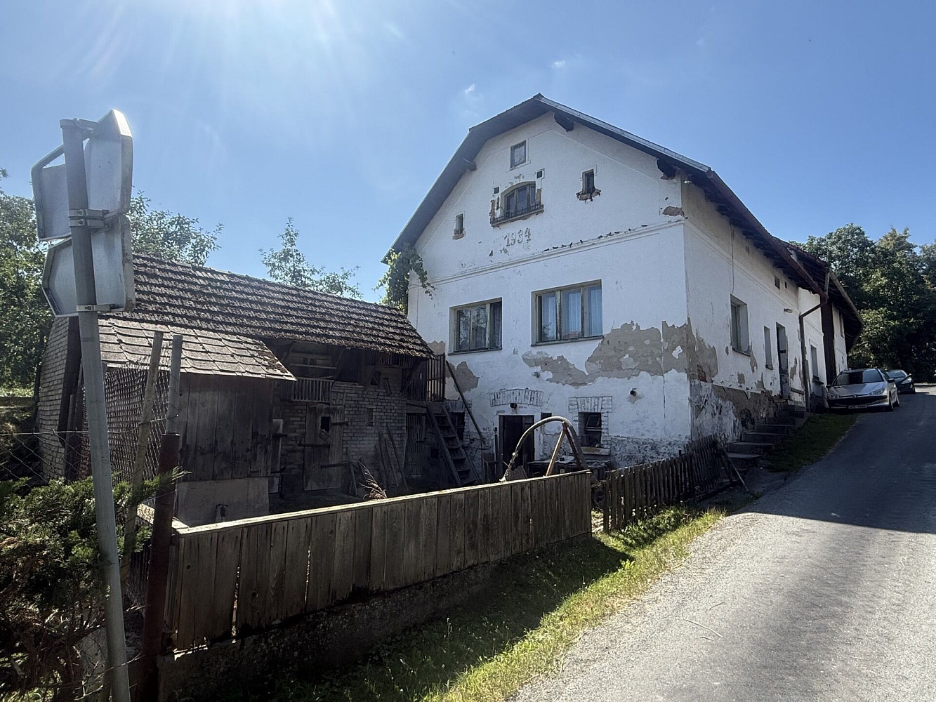 Prodej domu 200 m² s pozemkem 721 m² – fotografie 3