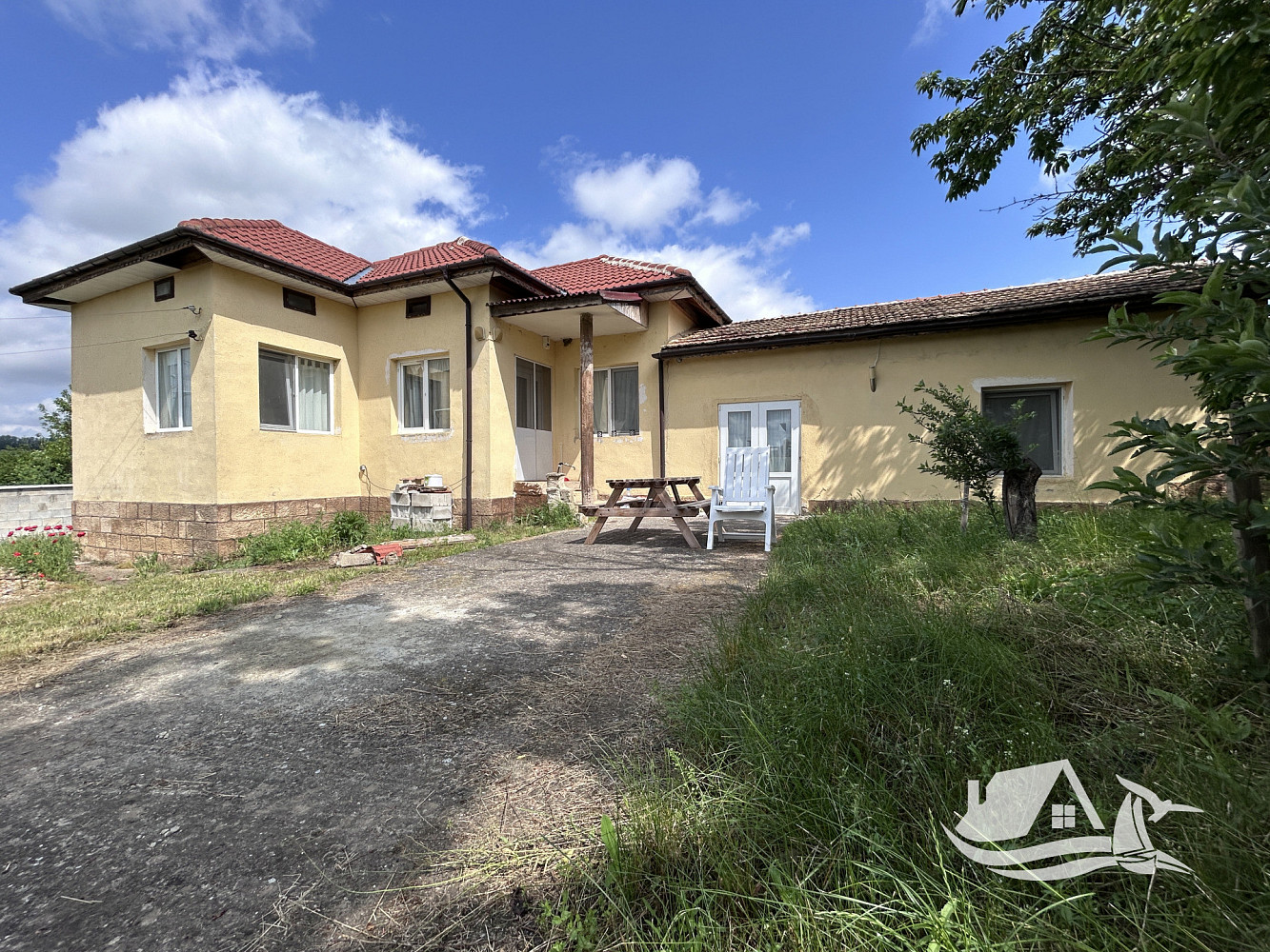 Prodej domu 118 m² s pozemkem 2 300 m²