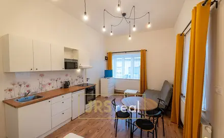 Pronájem bytu 1+kk 30 m², Uherský Ostroh, okres Uherské Hradiště
