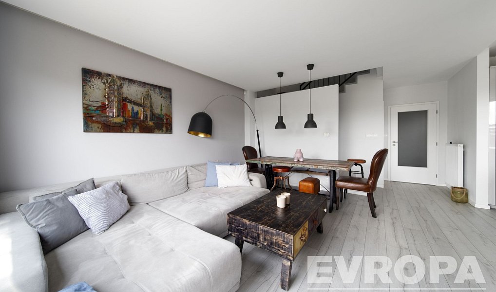 Prodej domu 130 m² s pozemkem 278 m², Plzeň – náhled fotky 3