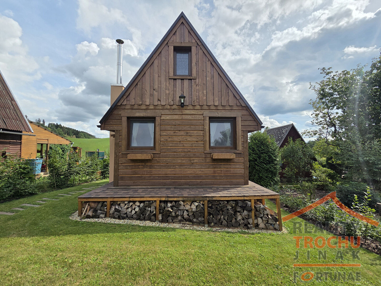Prodej chaty/chalupy 505 m² s pozemkem 505 m² – fotografie 2