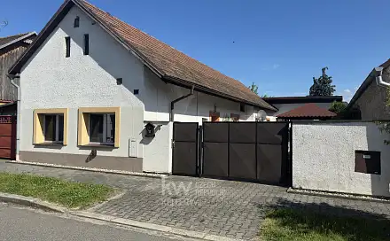 Prodej domu 111 m² s pozemkem 293 m², Štenclova, Dašice, okres Pardubice