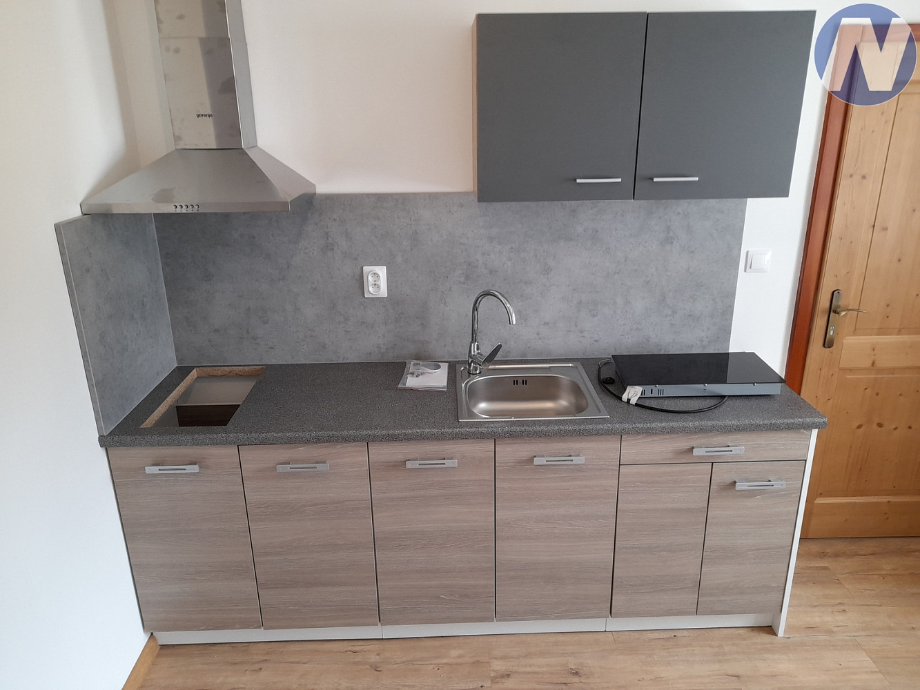 Pronájem bytu 2+kk 34 m² – fotografie 4