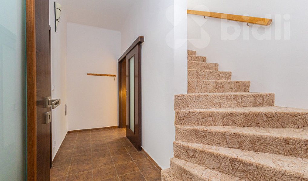 Prodej domu 181 m² s pozemkem 678 m², Statenice – náhled fotky 9