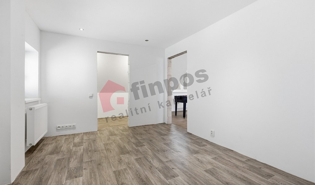 Prodej domu 282 m² s pozemkem 409 m², Velemín – náhled fotky 23
