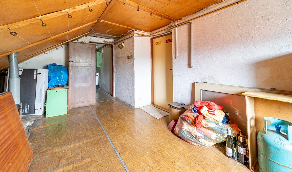 Prodej domu 521 m² s pozemkem 1 115 m², Karlovy Vary – náhled fotky 21