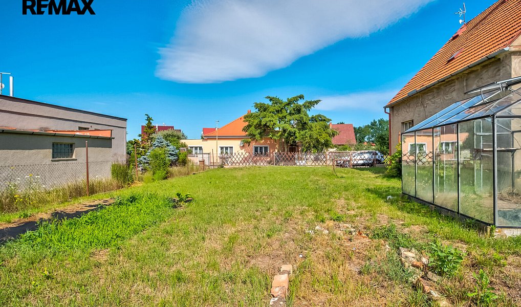 Prodej domu 260 m² s pozemkem 839 m², Vědomice – náhled fotky 11