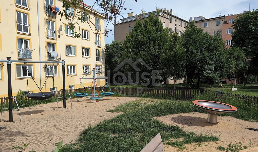 Prodej bytu 3+kk 72 m², Praha – náhled fotky 14