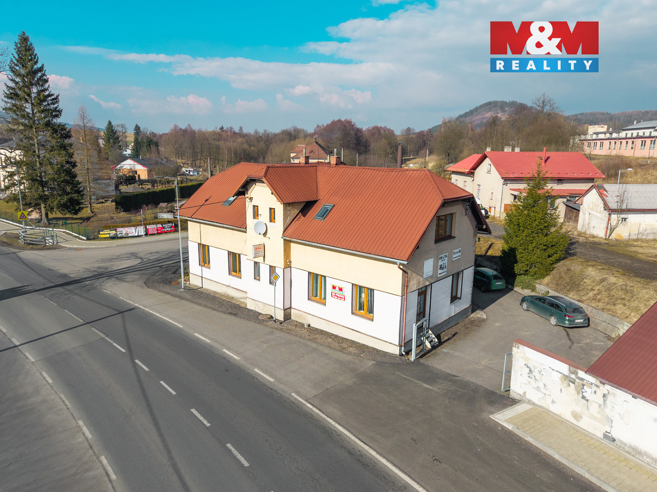 Prodej nájemního domu, činžáku 355 m² – pohled 2