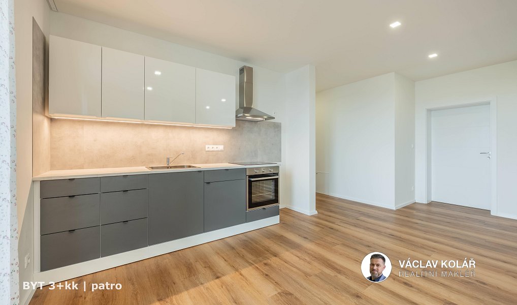 Prodej domu 338 m² s pozemkem 816 m², Horoušany – náhled fotky 29