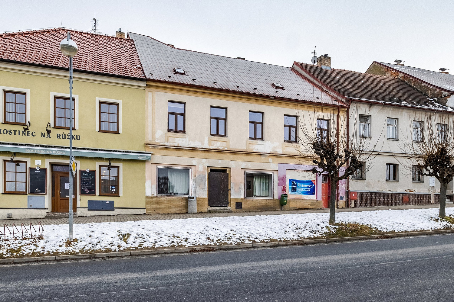 Prodej nájemního domu, činžáku 330 m² — photo 2