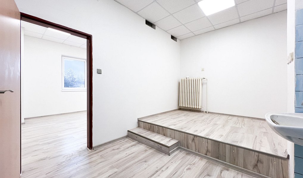 Pronájem obchodních prostor 60 m², Kopřivnice – náhled fotky 5