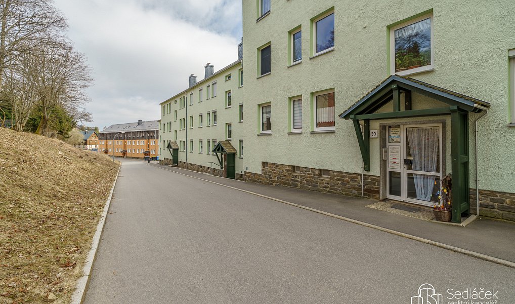 Prodej bytu 3+1 60 m², Boží Dar – náhled fotky 21