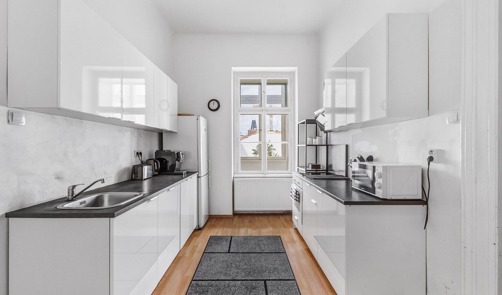 Prodej bytu 3+1 122 m², Praha – náhled fotky 2