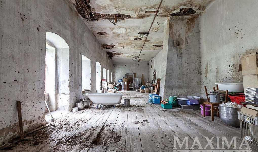 Prodej domu 765 m² s pozemkem 1 823 m², Svídnice – náhled fotky 21