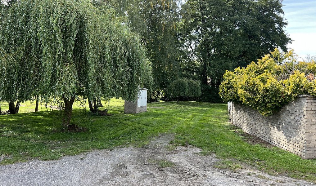 Prodej stavebního pozemku 9 180 m², Ledce – náhled fotky 25