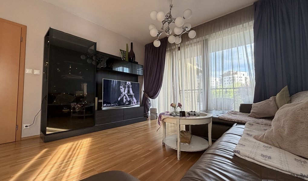 Pronájem bytu 3+kk 89 m², Praha – náhled fotky 2
