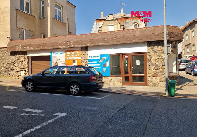 Pronájem obchodních prostor 124 m²