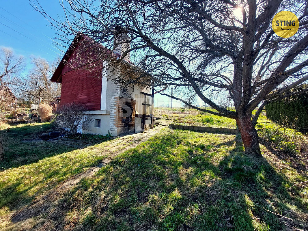 Prodej chaty/chalupy 38 m² s pozemkem 355 m² - Więcej