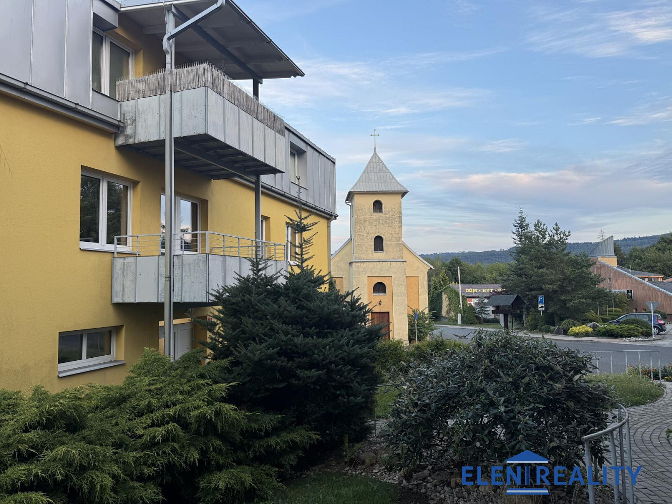 Pronájem bytu 2+kk 66 m²