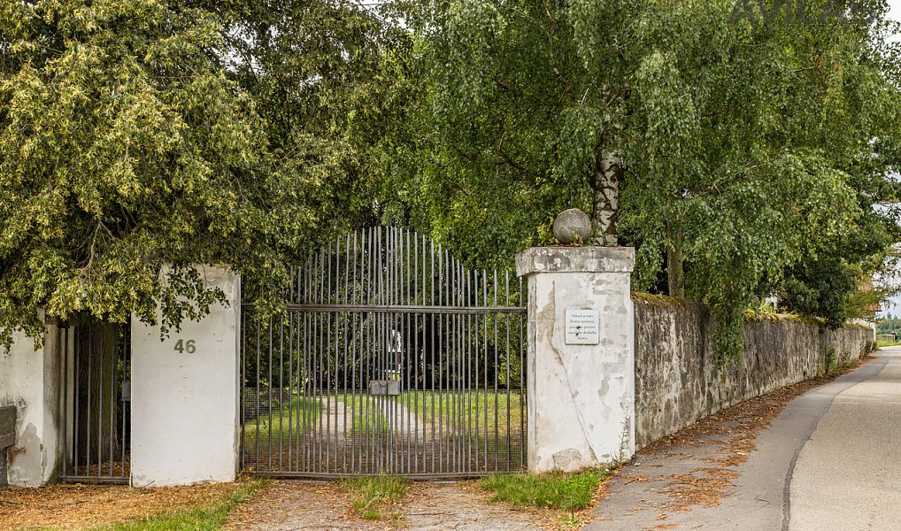 Prodej domu 400 m² s pozemkem 4 800 m², Řehenice – náhled fotky 12